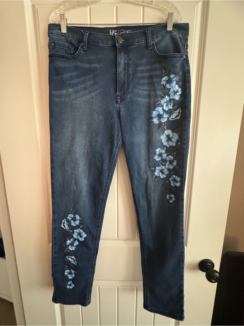 DG2 by Diane Gilman Dark Blue Skinny Jeans with Light Blue Floral Accent